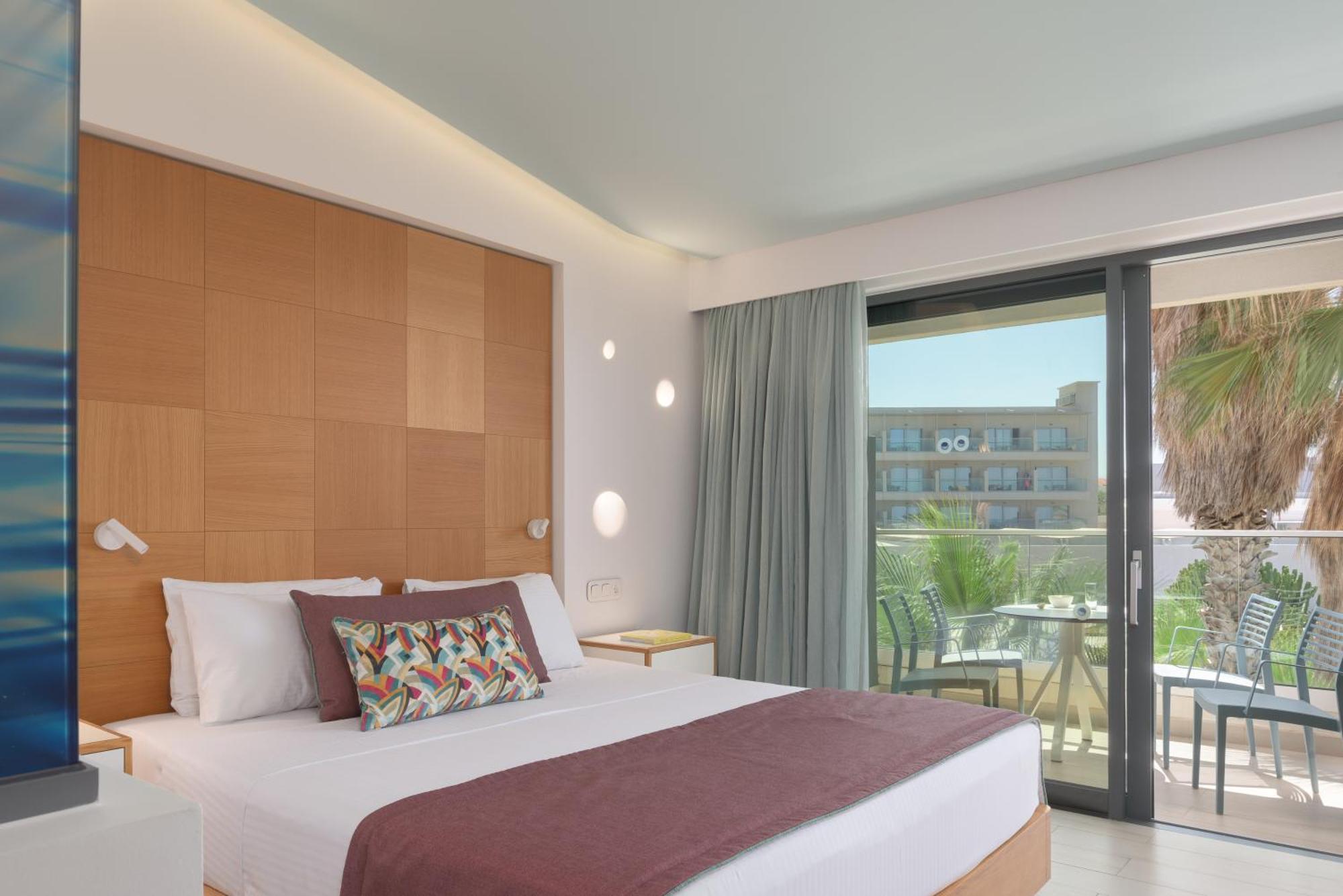 Lyttos Mare Hotell Khersónisos Eksteriør bilde A bedroom at the hotel